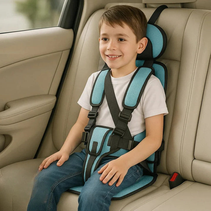 Compact Child Travel Seat for Safe and Convenient Transportation