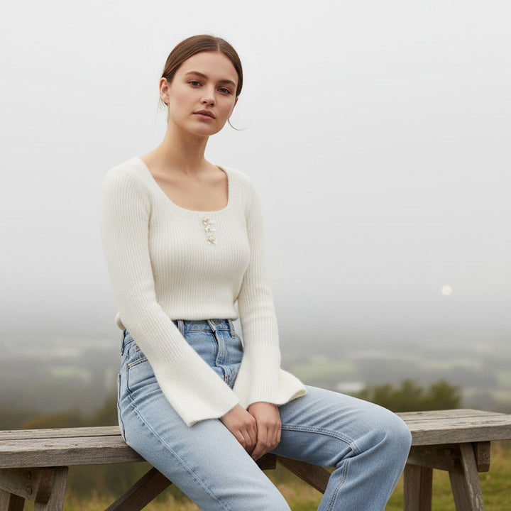 Women’s Knitted Slim-Fit Long-Sleeved Pullover