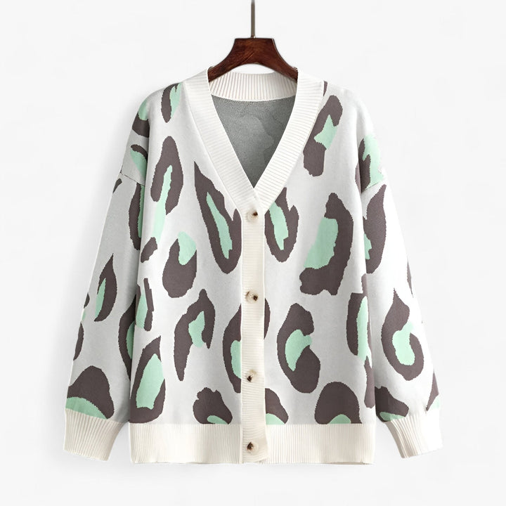 Women’s Cardigan – Versatile Winter Wardrobe Essential